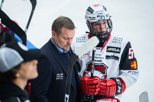 Malmö Redhawks tränare Joakim Fagervall  och Anton Olsson