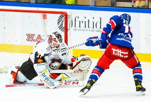 Oskarshamns Tyler Kelleher och Malmö Redhawks målvakt