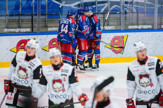 Oskarshamns Jan Ordos jublar med lagkamrater