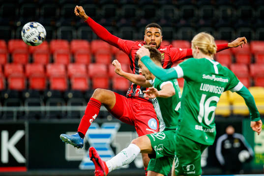 Östersunds Noah Sonko Sundberg mot Hammarbys Alexander