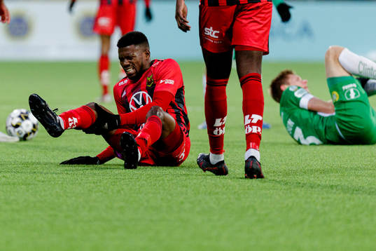 Östersunds Kalpi Wilfried Ouattara har ont