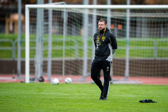 Manager Jimmy Thelin