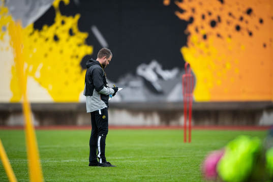 Manager Jimmy Thelin