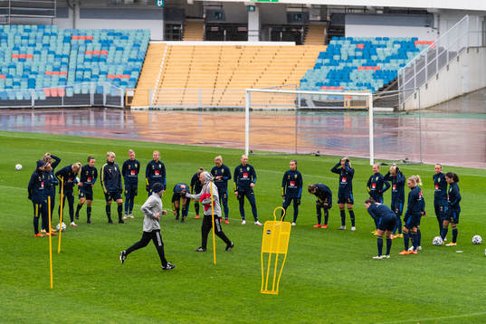 Players gather