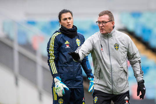 Goalkeeper Zecira Musovic and goalkeeper coach Leif