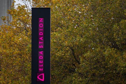 Eleda Stadion i rosa