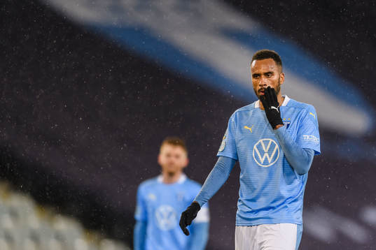 Malmö FFs Isaac Kiese Thelin deppar