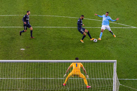 Malmö FFs Isaac Kiese Thelin oroar mot IFK Göteborg