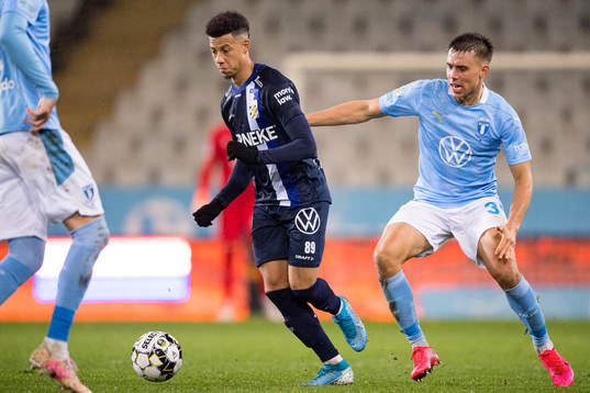 IFK Göteborg Tobias Sana och Malmö FFs Jonas Knudsen