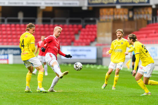 Kalmars Geir André Herrem och Falkenbergs Carl Johansson