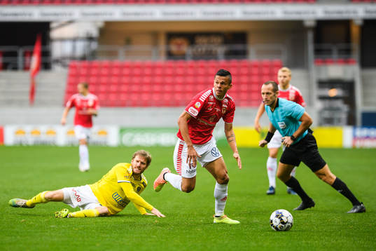 Kalmars Romário Pereira Sipião och Falkenbergs Karl
