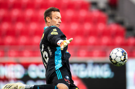 Falkenbergs målvakt Viktor Noring