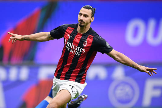 Zlatan Ibrahimovic of Milan celebrates
