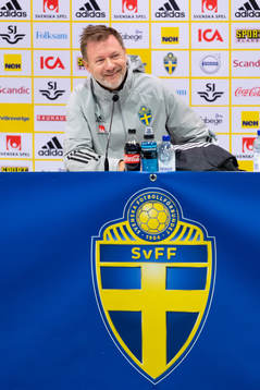Head coach Peter Gerhardsson