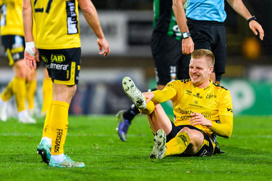 Elfsborgs Per Frick har ont
