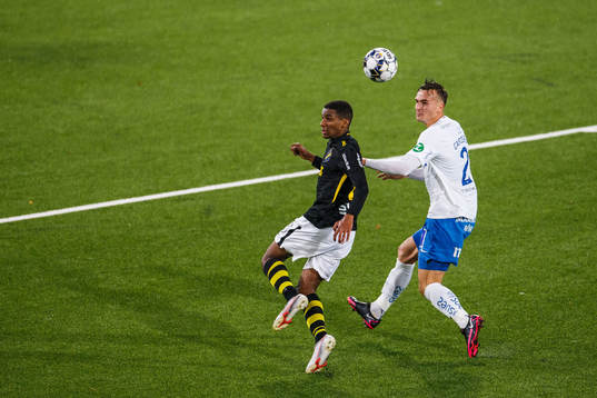 s Paulos Abraham och IFK Norrköpings Henrik Castegren