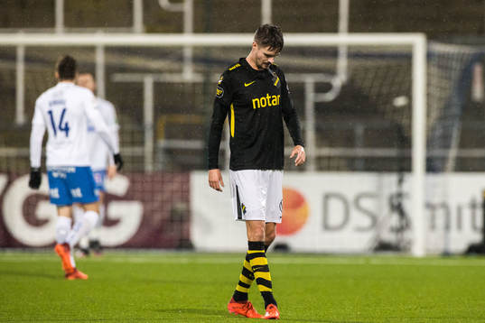 s Mikael Lustig deppar