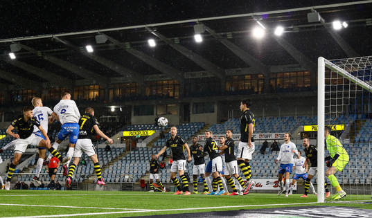Mål 2-1 av IFK Norrköpings Henrik Castegren