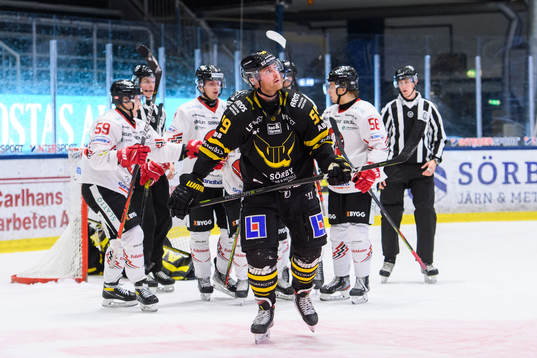 Bläddra bland fler bilder av Ishockey, Hockeyallsvenskan, Västerås - Vita Hästen