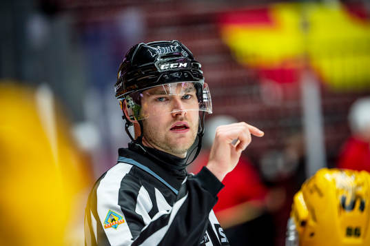 Linjedomaren Andréas Svensson