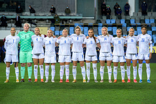 Sara Björk Gunnarsdóttir, goalkeeper Sandra