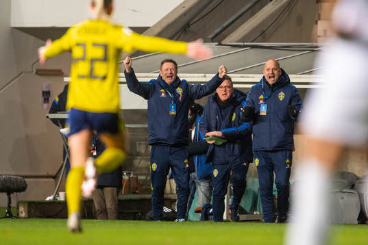 Peter Gerhardsson, head coach of Sweden, celebrates