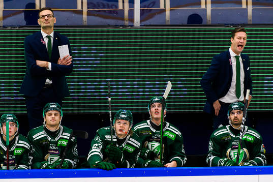 Färjestads assisterande tränare Peter Popovic och