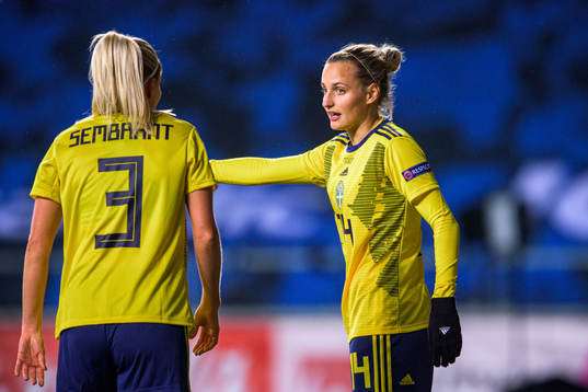 Linda Sembrant and Nathalie Björn of Sweden