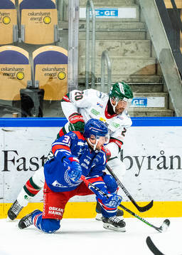 Oskarshamns Nichlas Torp och Frölundas Joel Lundqvist
