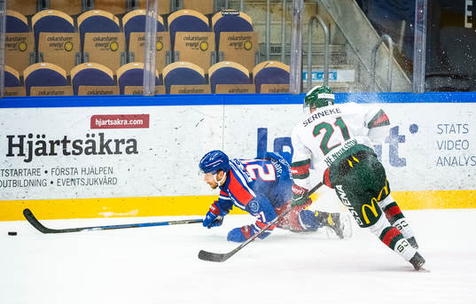 Oskarshamns Brian Cooper och Frölundas Karl Henriksson