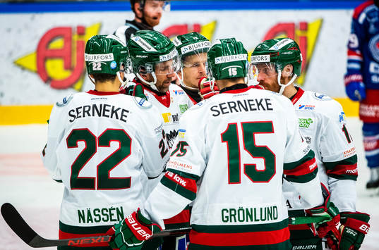 Frölundas Joel Lundqvist med lagkamrater