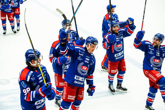 Oskarshamns spelare jublar