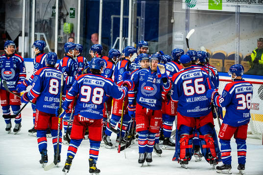 Oskarshamns spelare jublar