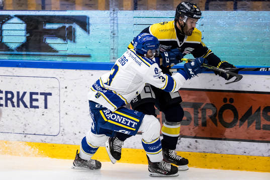 s Niklas Arell