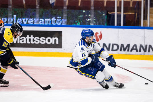 Leksands Fredrik Forsberg faller