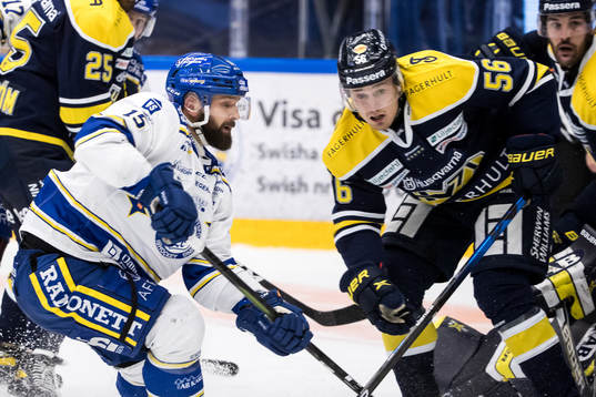 s Fredrik Forsberg och Leksands Otto Paajanen