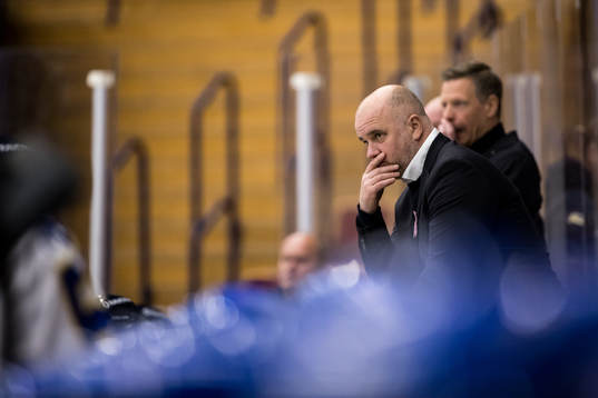 sassisterande tränare Stefan Nyman