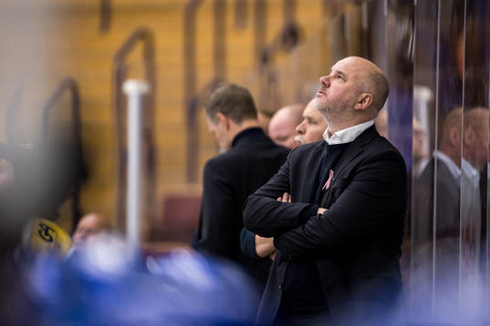 sassisterande tränare Stefan Nyman