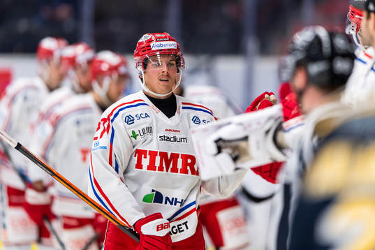 Timrås Isac Lundeström jublar