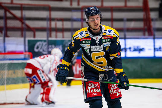 Södertäljes Nick Olesen deppar