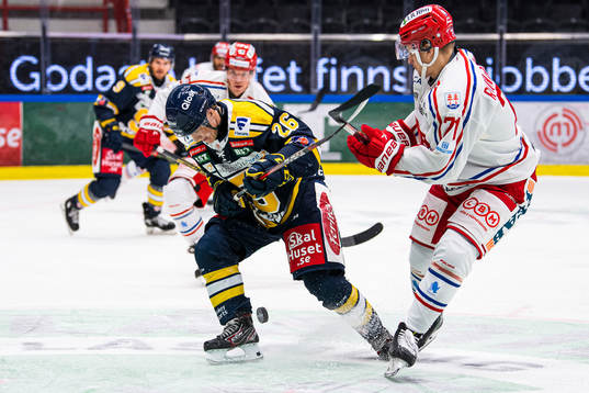 Södertäljes Anton Heikkinen och Timrås Jakob Ragnarsson