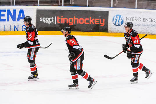 Nybros Otto Henell, Kalle Hult och Rasmus Johansson deppar