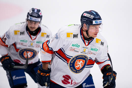 Växjös Ilari Melart jublar