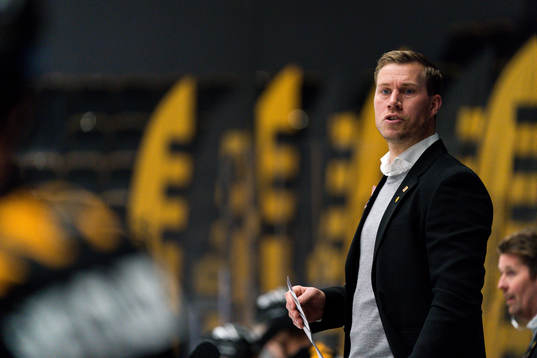 Skellefteås tränare Andreas Falk