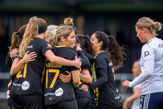 Hammarbys Hanna Folkesson jublar