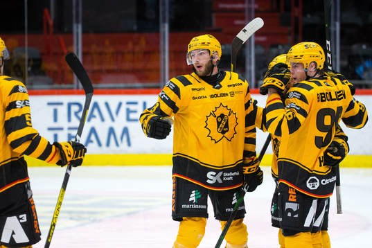 Skellefteås Petter Granberg jublar