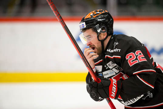 Örebros Jonathan Andersson har ont