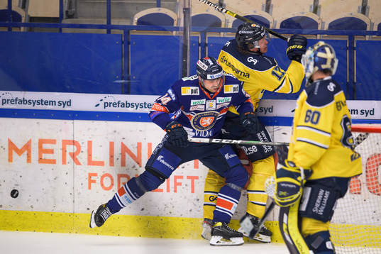 s Emil Johansson