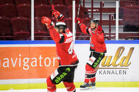 Malmö Redhawks Johan Olofsson jublar