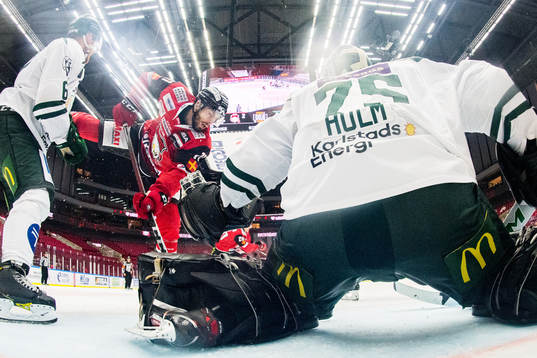 Malmö Redhawks Markus Lauridsen oroar mot Färjestads